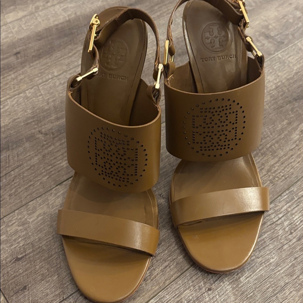 Tory Burch Gabriela Slingback Sandal - Picture 2 of 4